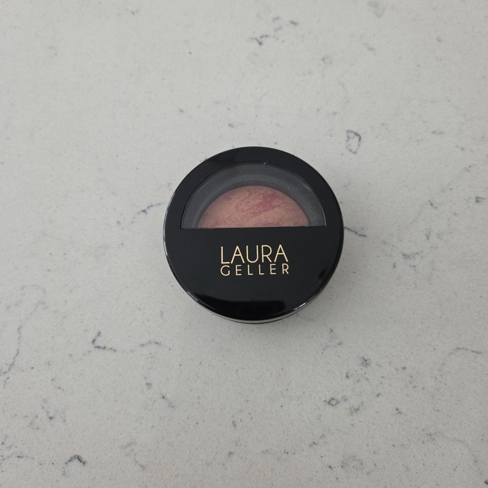 Laura Geller Baked N Brighten Blush In Tropical Peach
